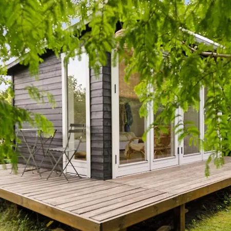 Lauri - 2-3km From The Sea By Interhome